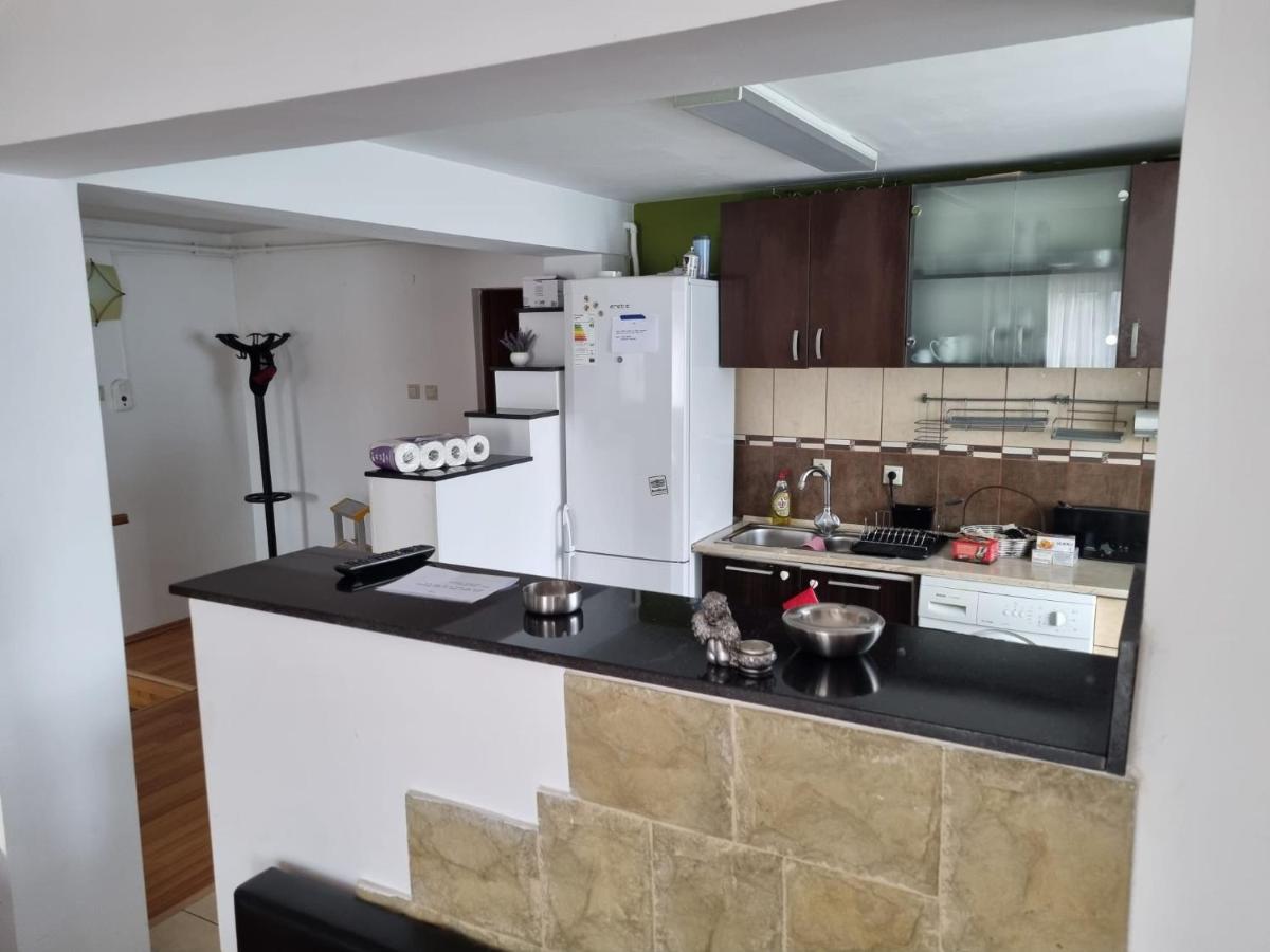 Penthouse Apartament 2 Floors, 2 Bedroom , 2 Bath, 120 Sqm , Inside Yard Parking Cluj-Napoca Exterior foto